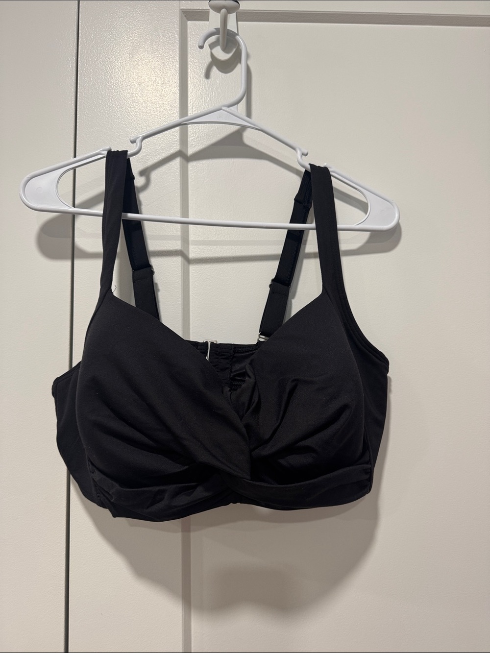 Lands' End Black Wireless Crossover Comfort Bra